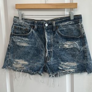 Vintage Levi Shorts W33 - 15 1/2 inch waist probably a size 28 equivalent